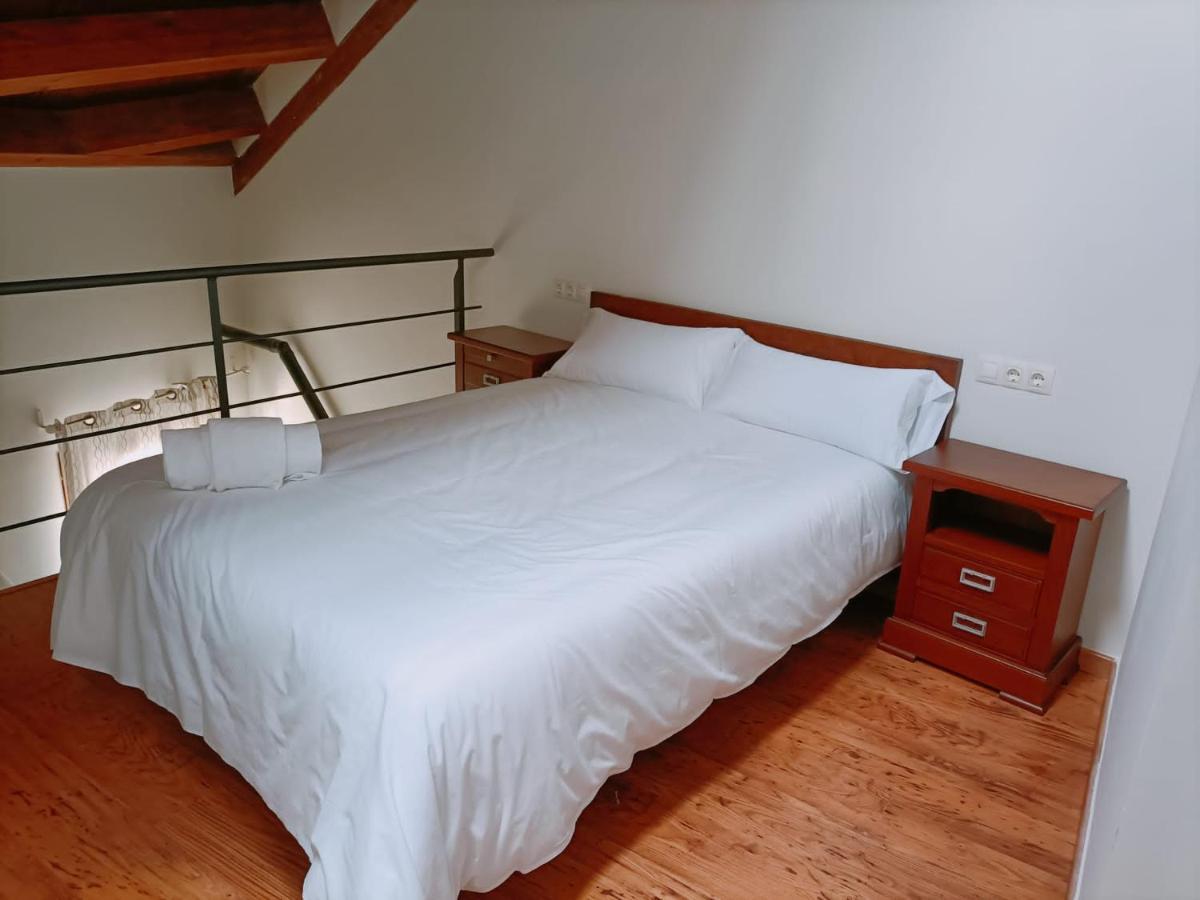 Apartamentos Ordesa Infinita Asin de Broto ภายนอก รูปภาพ