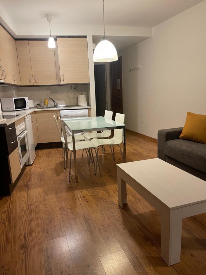 Apartamentos Ordesa Infinita Asin de Broto ภายนอก รูปภาพ